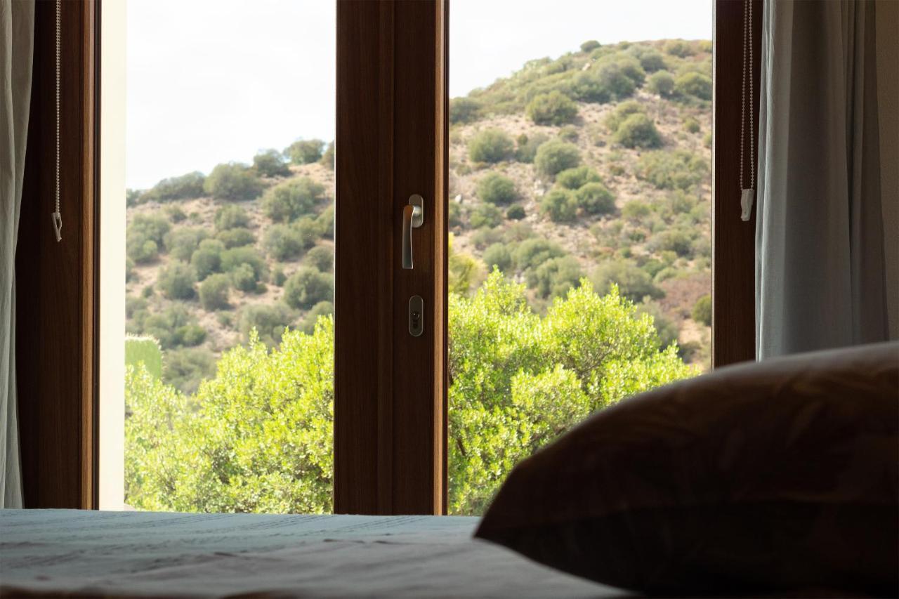 Bed and Breakfast Sa Guardia de Ferricci Solanas  Exterior foto