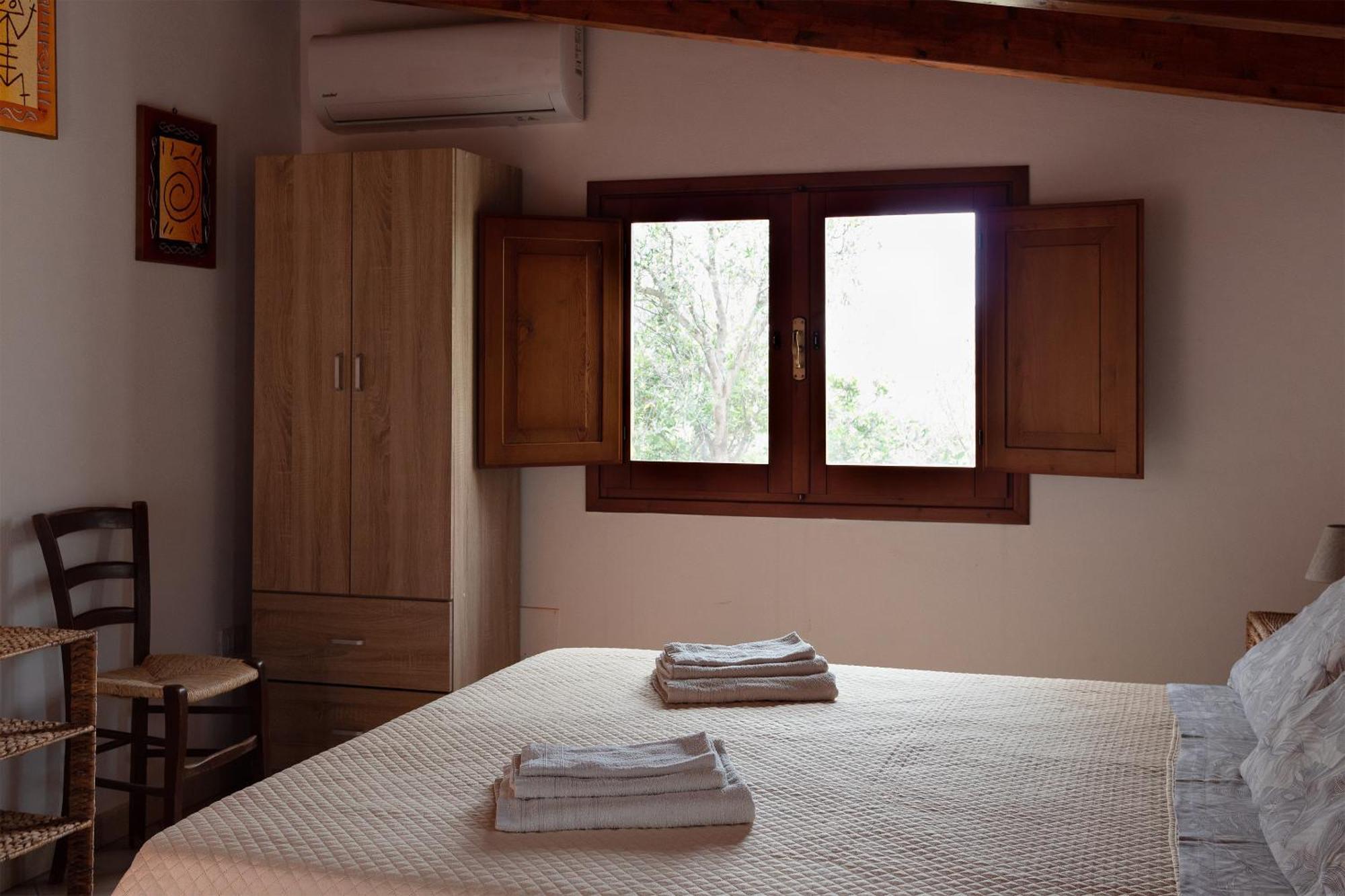 Bed and Breakfast Sa Guardia de Ferricci Solanas  Exterior foto